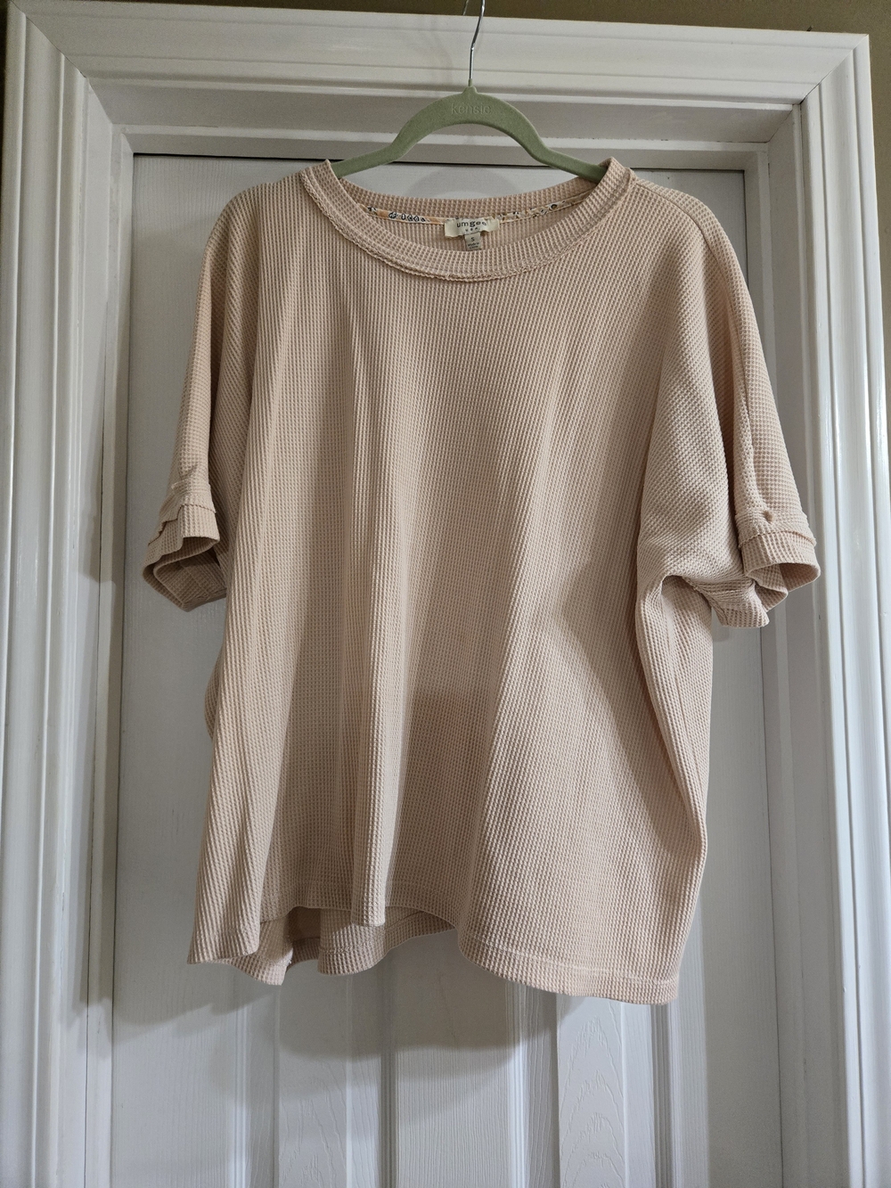 Umgee Oatmeal Waffle Knit Short Sleeve Top Size Small